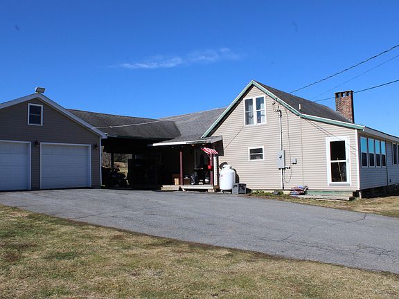 4th image of 655 Carson Road