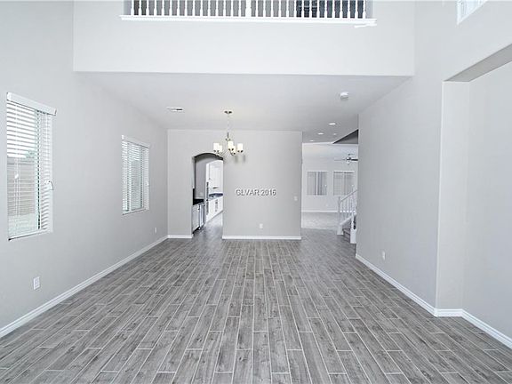 4th image of 9784 Mosaic Canyon Ct