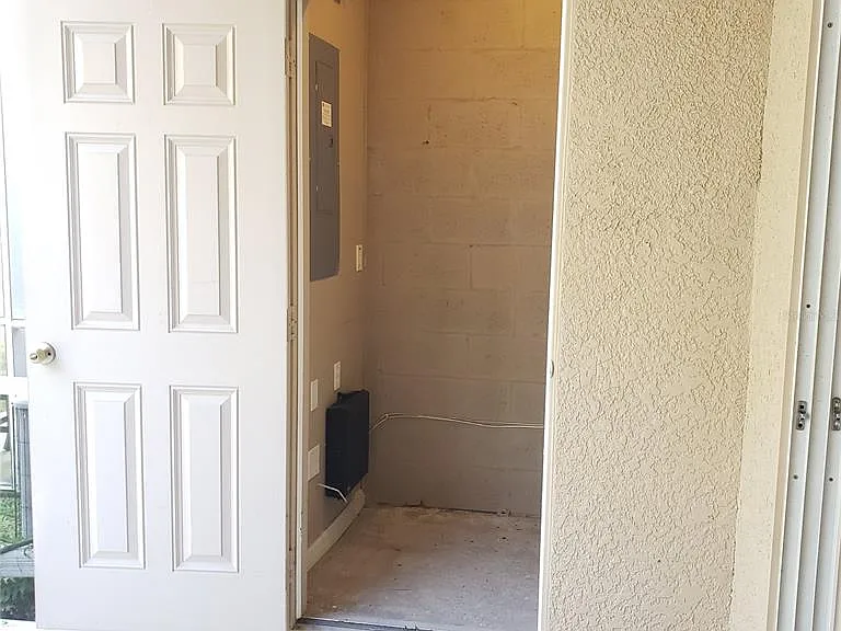 15643 Stable Run Dr — Photo 9