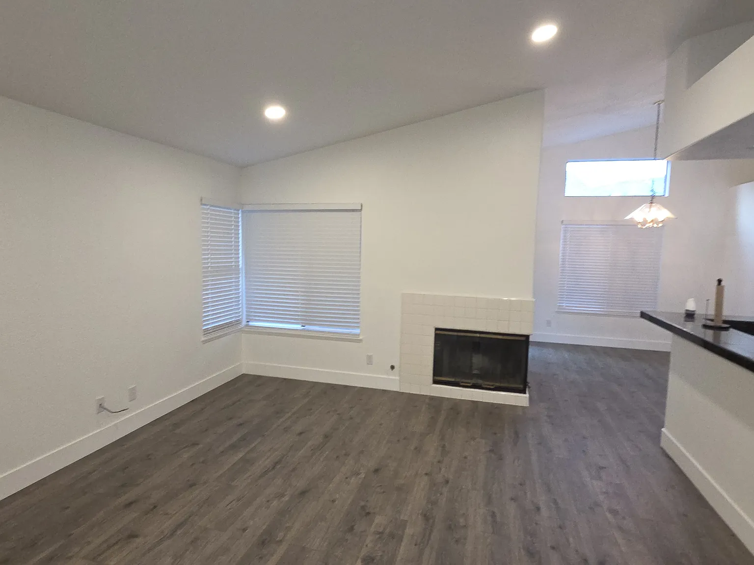 3 bed, 1129 sqft, $2,795 — Photo 3