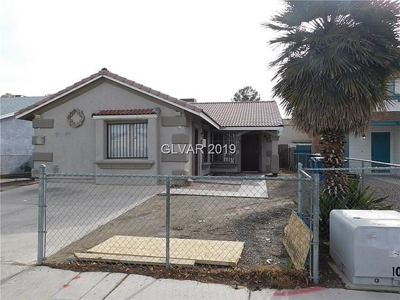 3rd image of 5433 Eastbrook Dr