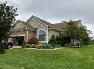 2 Deal Ln, Waretown, NJ 08758