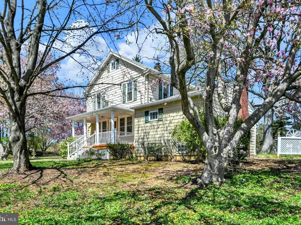 135 Chatwood Ave, West Chester, PA 19382