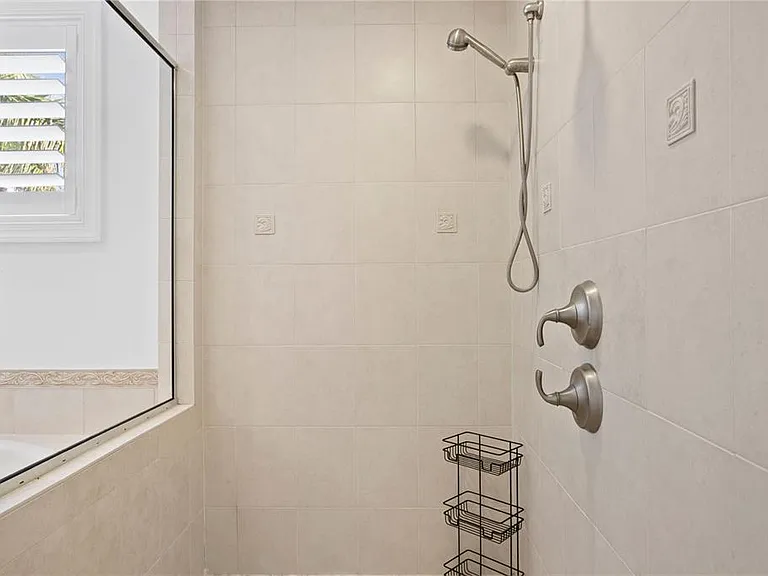 4130 Causeway Vista Dr — Photo 35