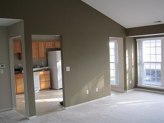 5th image of 51847 Adler Park Dr E