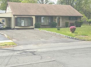 350 Hazelwood Pl, Piscataway, NJ