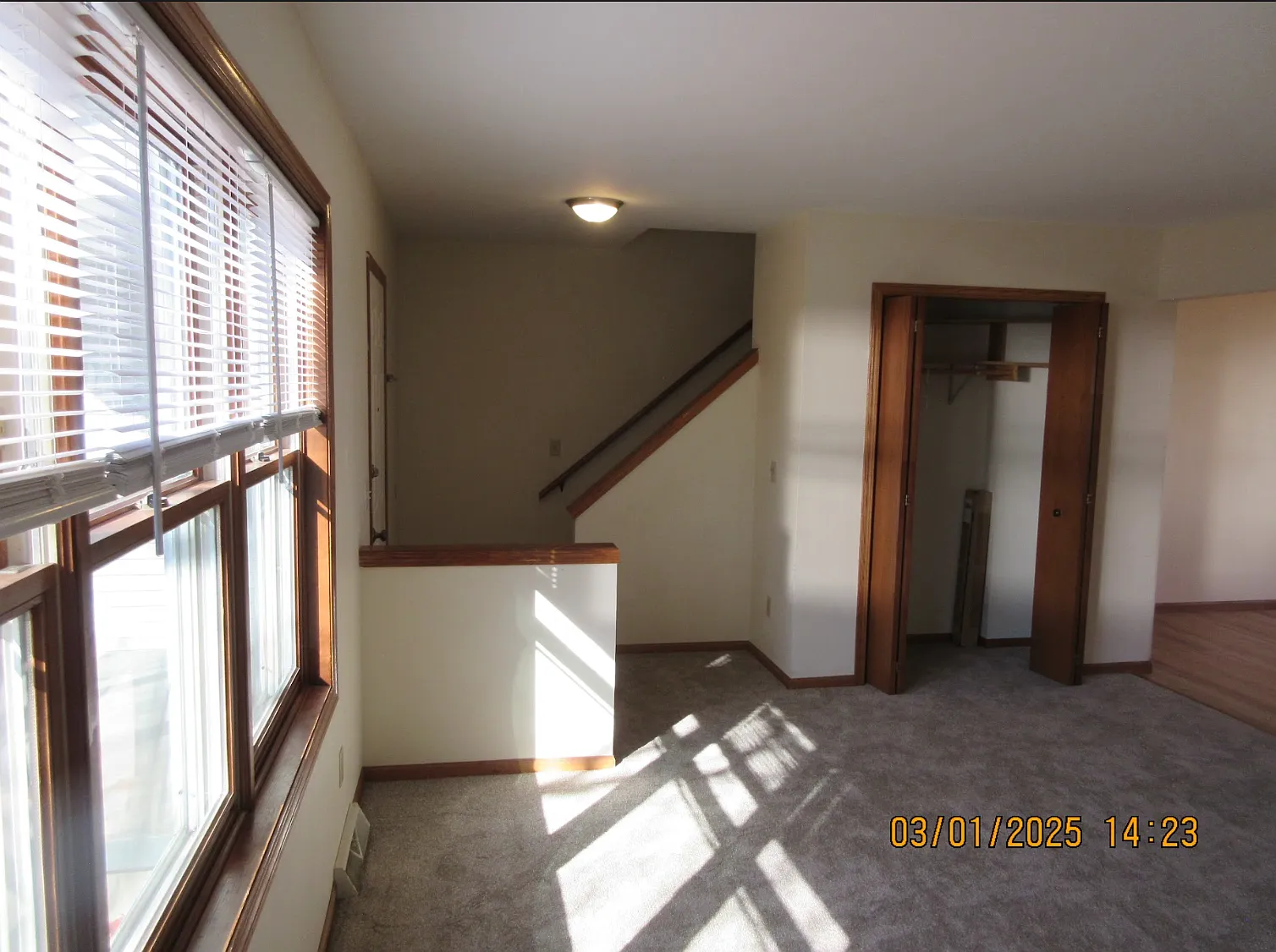 3 bed, 3.5 bath, 1800 sqft, $2,800 — Photo 2