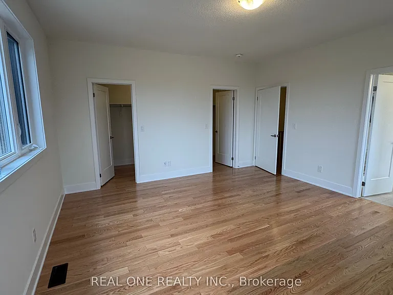 75 Robert Eaton Ave — Photo 28