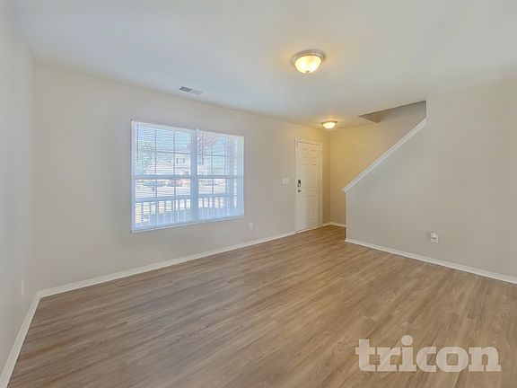 3rd image of 9108 Old Ash Ct