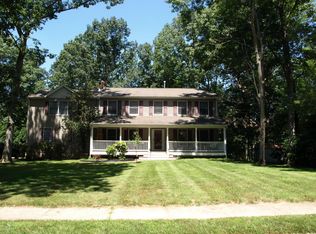 17 Oakwood Dr, New Egypt, NJ 08533