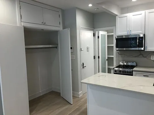 Rented by Sky Management | media 21