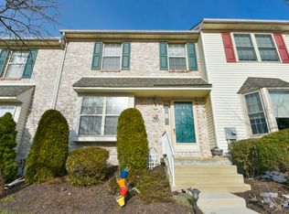 946 Dogwood Ct, Pottstown, PA 19464