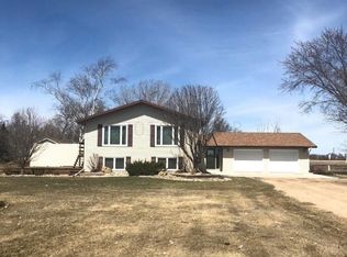 15555 79 1/2 St SE, Wyndmere, ND 58081