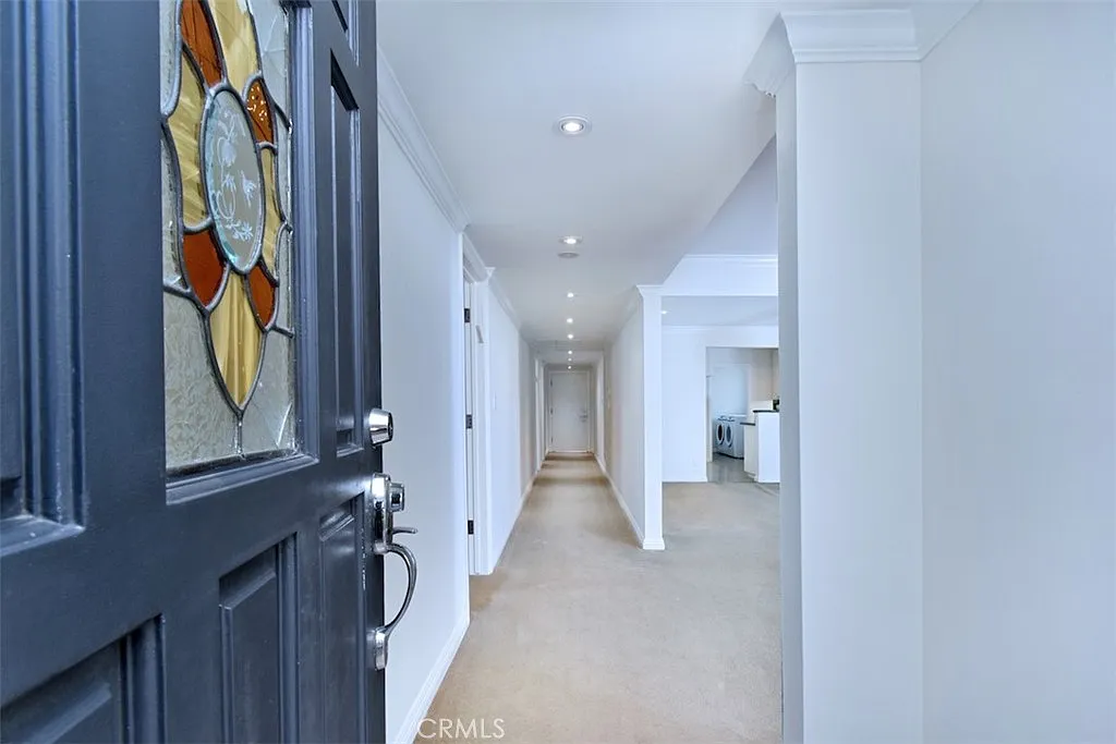 3 bed, 1552 sqft, $4,800 — Photo 3