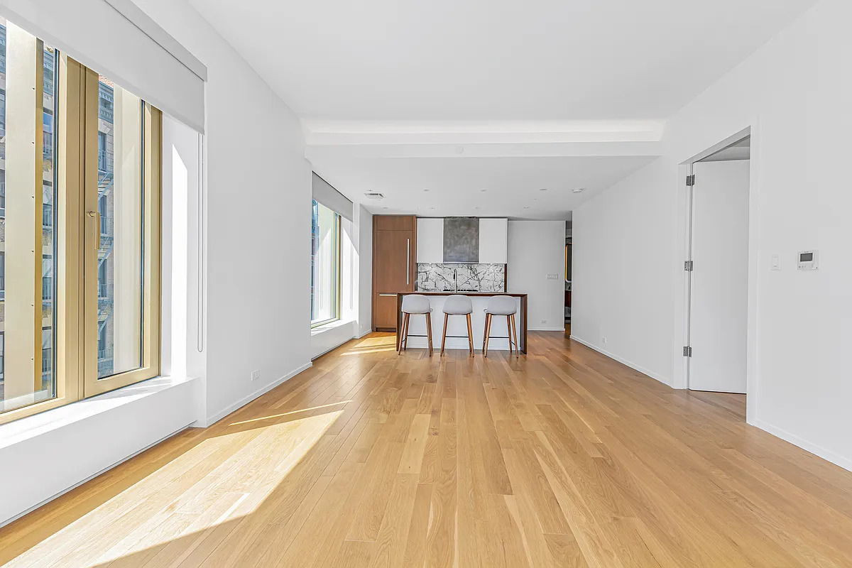 75 Kenmare Street — Photo 3
