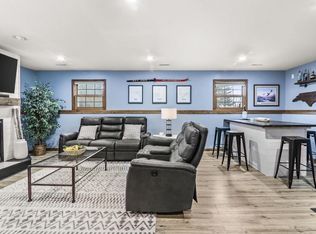 1123 N Thompson Rd, Sun Prairie, WI 53590