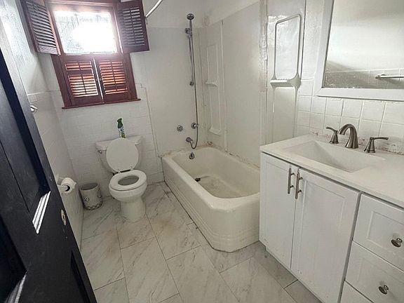 3rd image of 9 Clover St #1