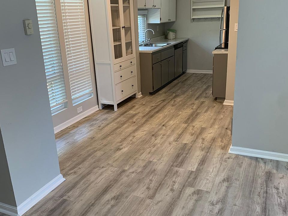 1st image of 1411 Oxford St #3