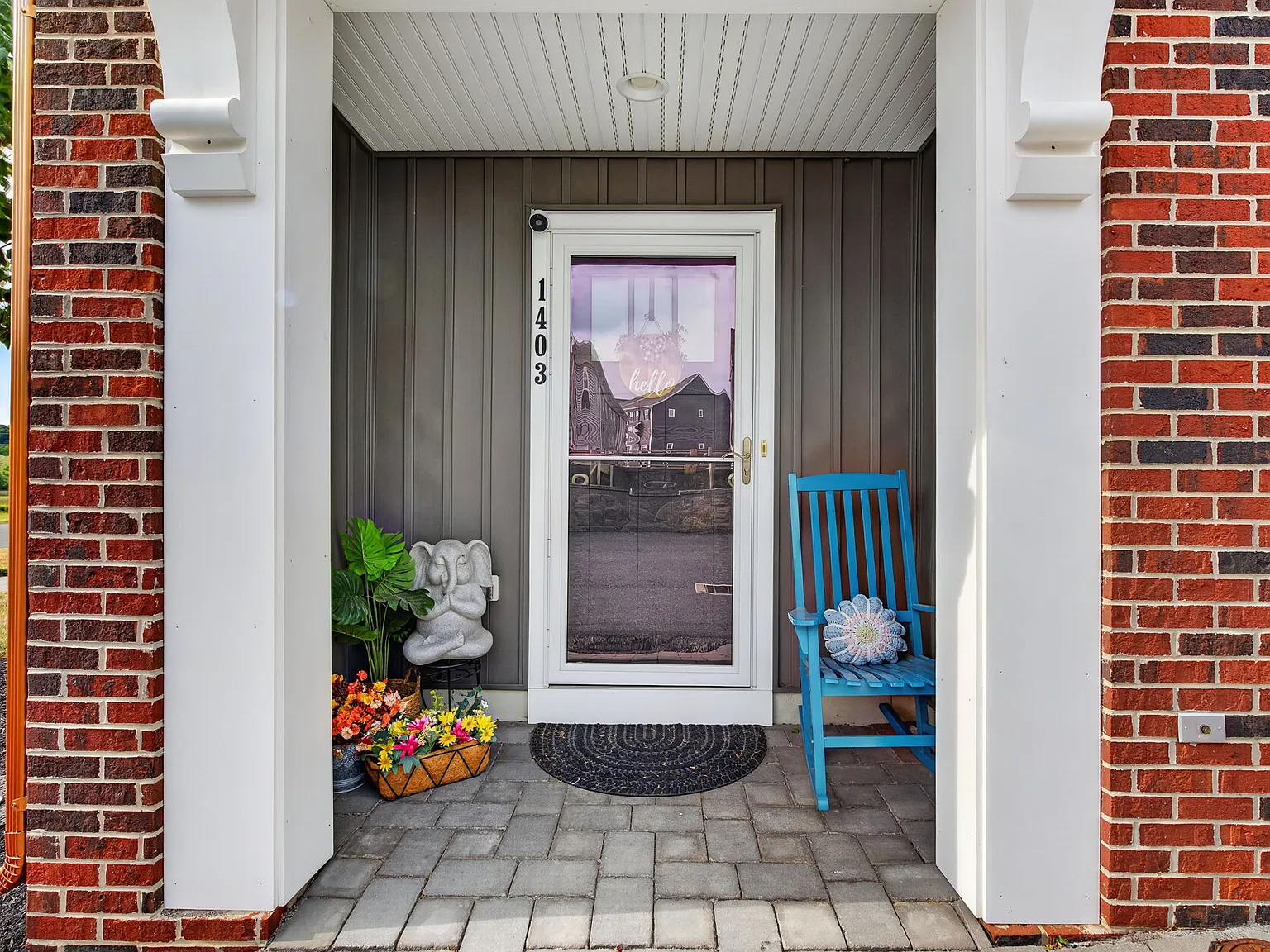 3 bed, 2.5 bath, 1870 sqft, $2,900 — Photo 3