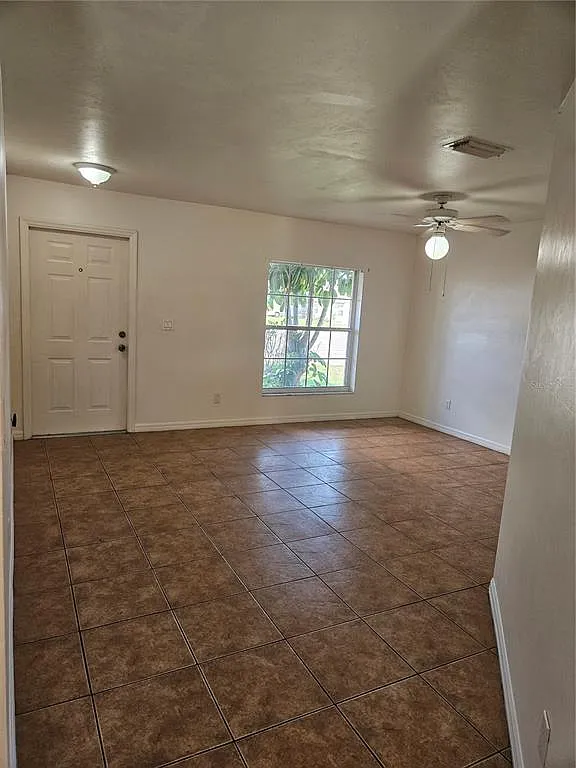2 bed, 2.0 bath, 1354 sqft, $1,450 — Photo 3
