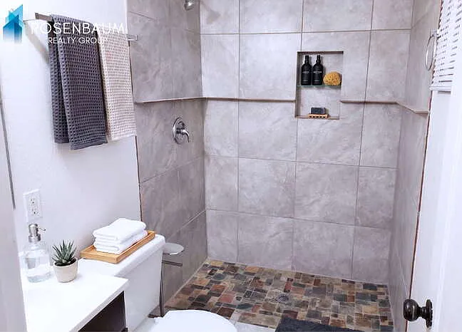 720 E Brenda Dr — Photo 6