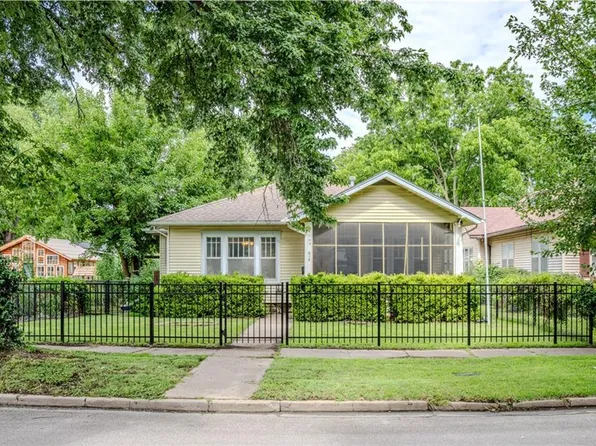 615 S Lafayette Ave, Chanute, KS 66720
