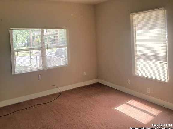 5th image of 227 Vine St