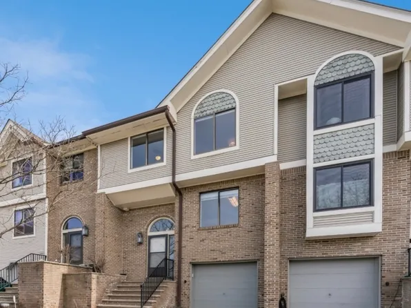 11 Louisburg Sq, Verona Twp., NJ 07044