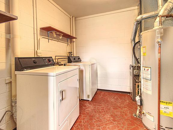 4th image of 150 Quincy Ct APT A