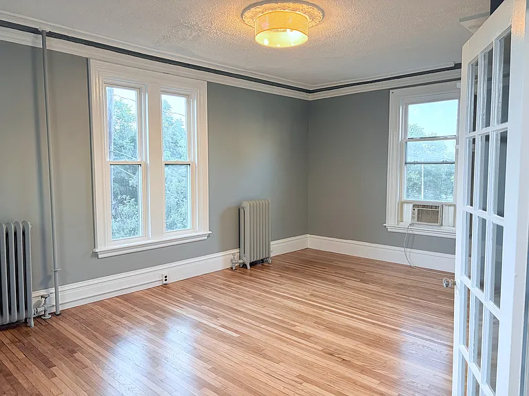 14 Mayfair St #2 — Photo 11