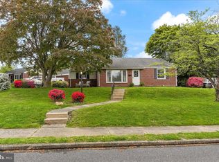 35 Delia Dr, Broomall, PA 19008