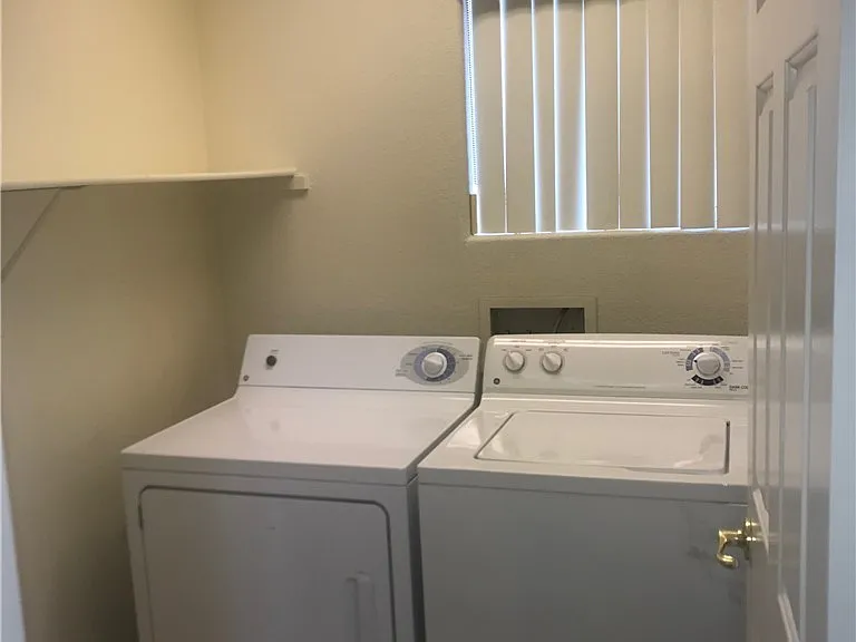 2414 Predera Ave — Photo 13