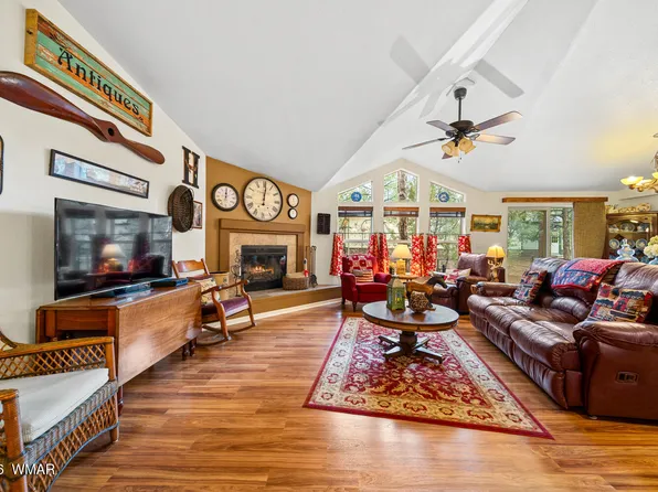 2041 W Pine Grove Dr, Show Low, AZ 85901
