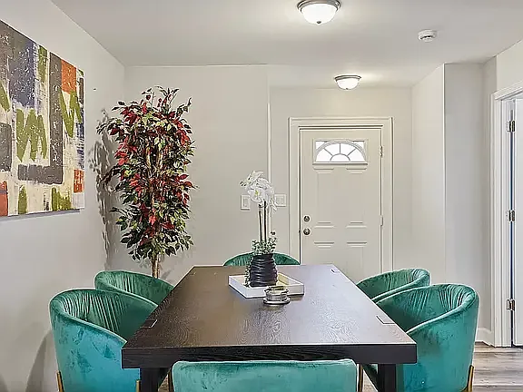 358 Spruce Ave — Photo 8