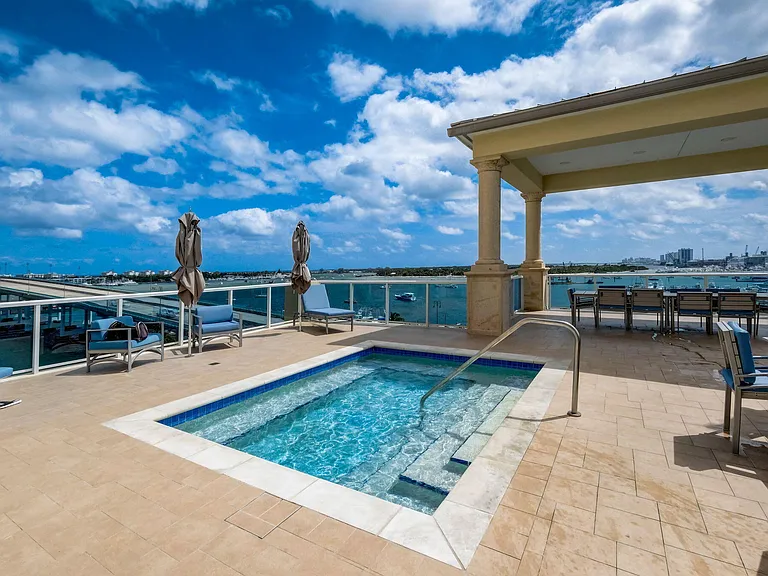 2650 Lake Shore Dr #1202 — Photo 43