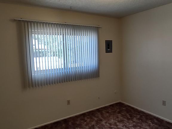 5th image of 824 Chelwood Park Blvd NE APT C