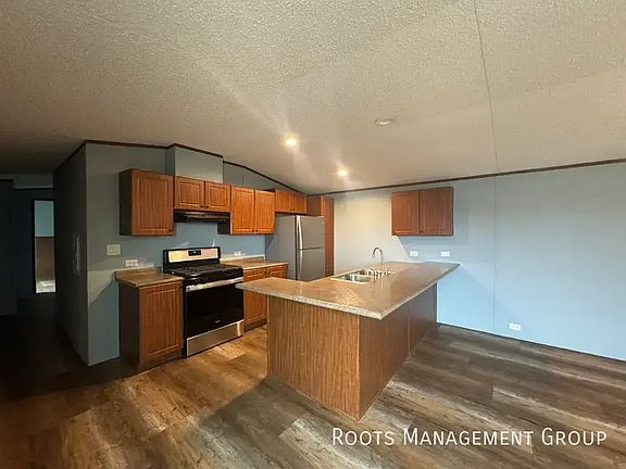 2nd image of 108 Safari Dr #108S