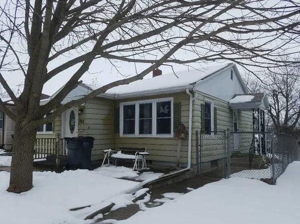 705 2nd Ave NE, Oelwein, IA 50662