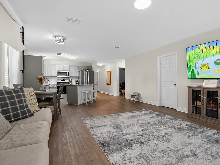 5282 Kervin Rd — Photo 7