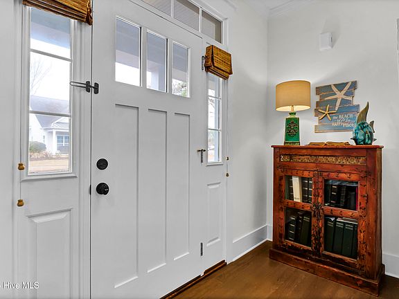 5th image of 333 Shackleford Drive