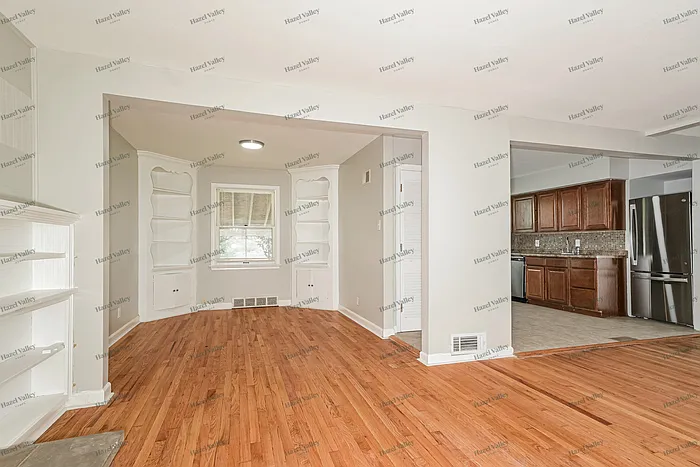 1112 Bluegrass Dr — Photo 5