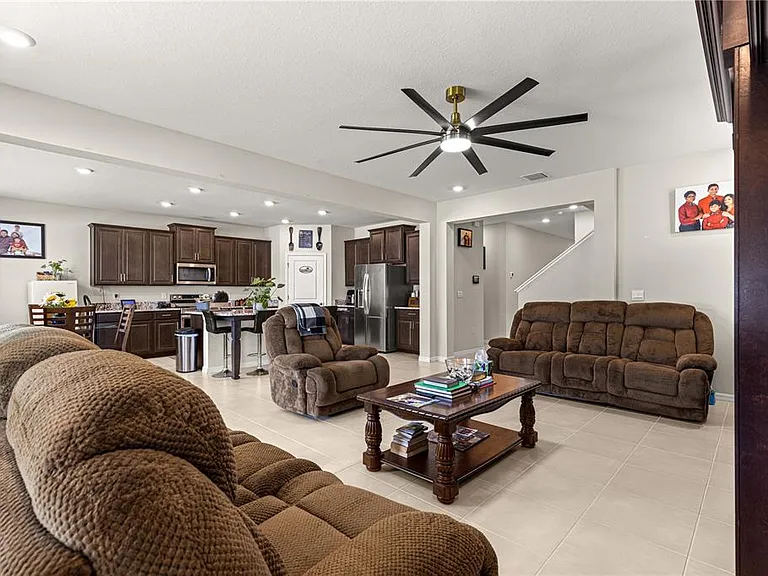 8142 SW 59th Ave — Photo 20