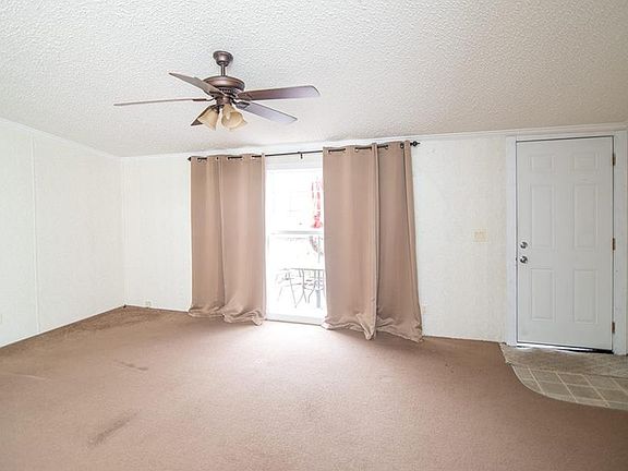 4th image of 294 Bent Oak Dr