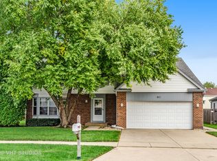 907 Hobson Dr, Buffalo Grove, IL 60089