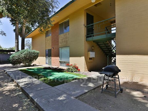 4th image of 224 N Macdonald APT H