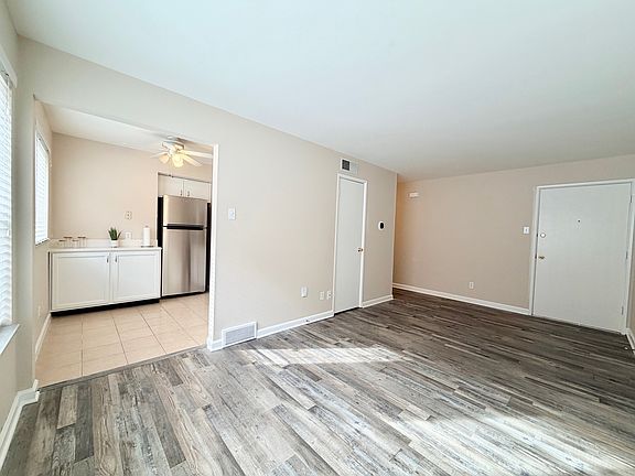 4th image of 4133 Germania St #1D