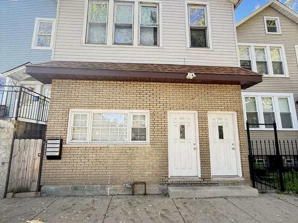 4812 S Elizabeth St, Chicago, IL 60609