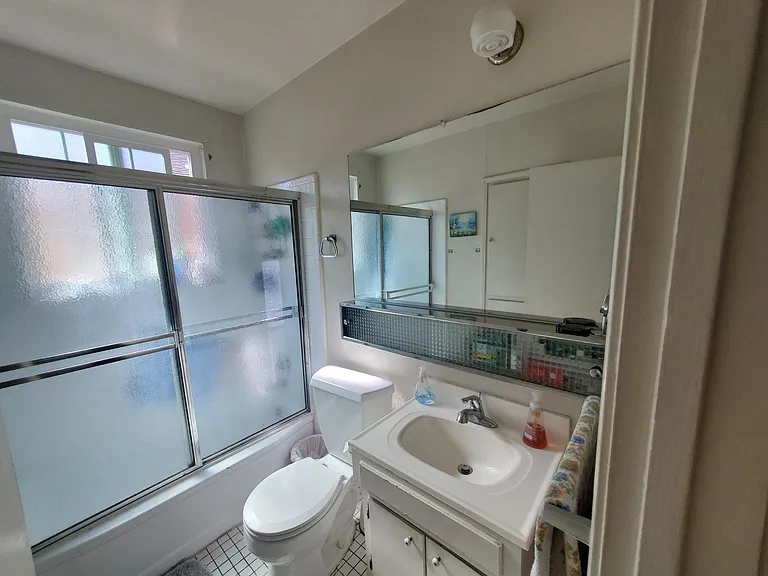 338 White Dr — Photo 11