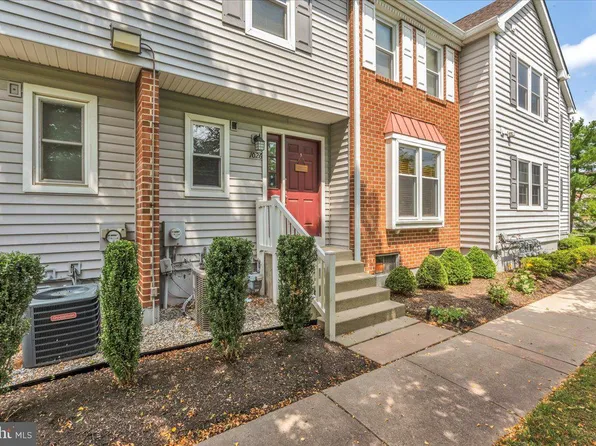 1026 Society Hill Blvd, Cherry Hill, NJ 08003