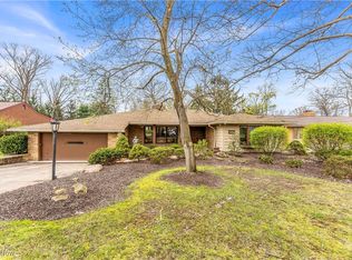 6125 Hillside Rd, Independence, OH 44131